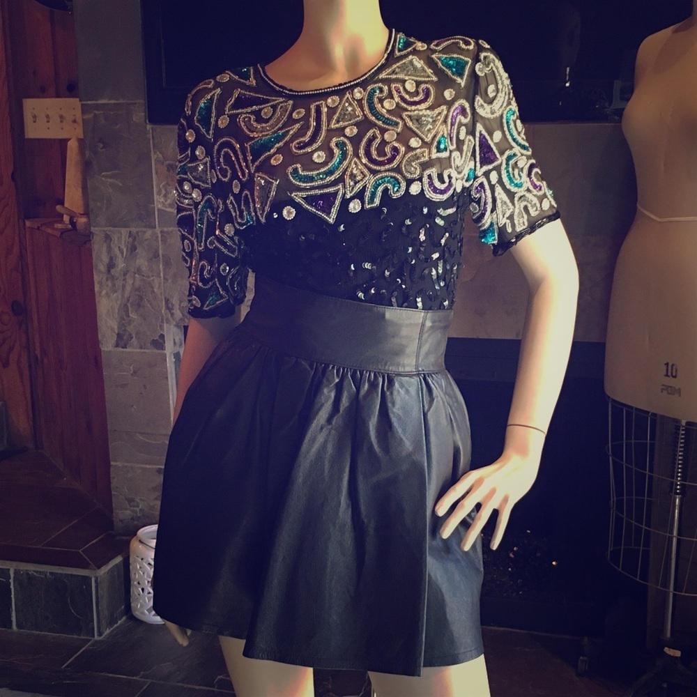 - Vintage sequin mobeife blouse - Picture 2 of 4